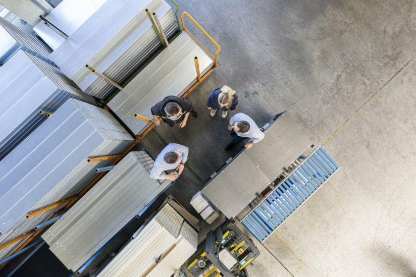 schnelligkeit-schlägt-immer-günstigsten-preis-BLECH+ROHRE+PROFILE-burkholz-gmbh